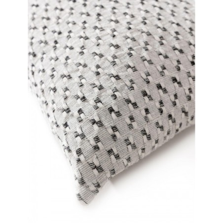 Padjakate Vanida Grey 45x45 cm | FreshDesign.ee