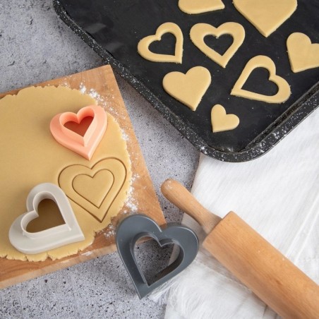 Kahepoolsed südamega küpsisevormid, 3 tk.