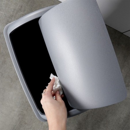Plastikust prügikast must 38 l | FreshDesign.ee