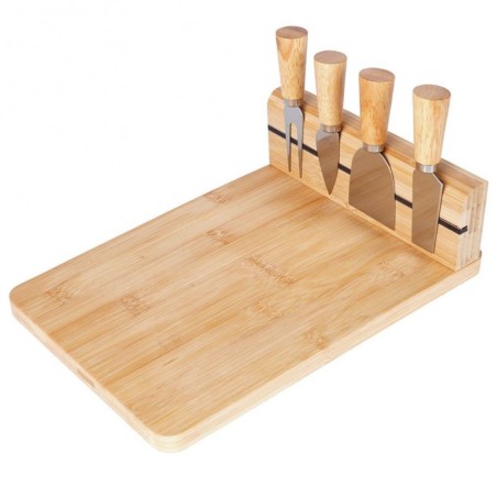 Juustu serveerimisalus nugadega, bambus