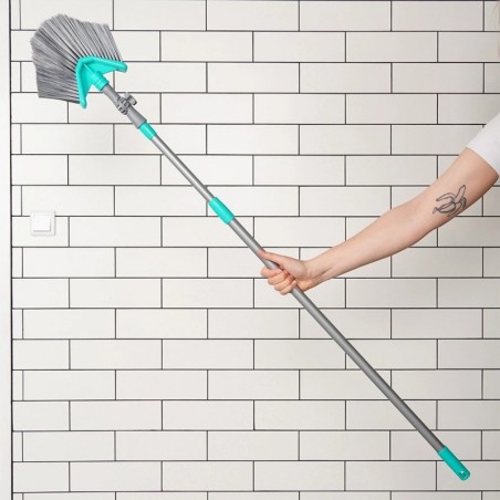 Teleskoophari tolmu ja ämblikuvõrkude jaoks, kolmnurkne, 115-180 cm