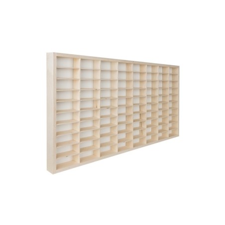 Puidust riiul mudelautodele | FreshDesign.ee