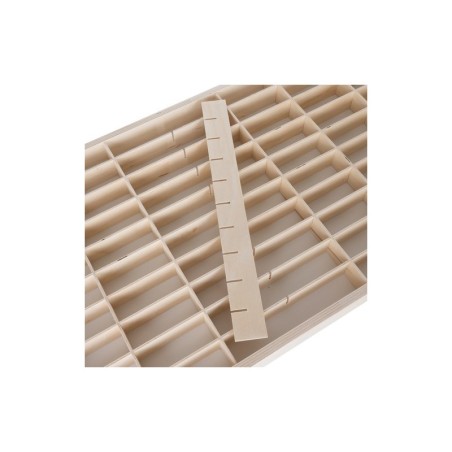 Puidust riiul mudelautodele | FreshDesign.ee