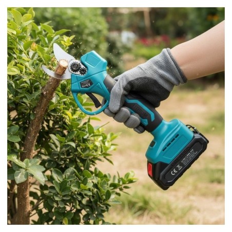 Akutoitega elektriline hekilõikur 21V